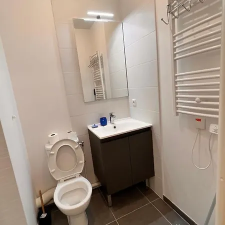Homestay Private 25 Minutes From « la Defense »